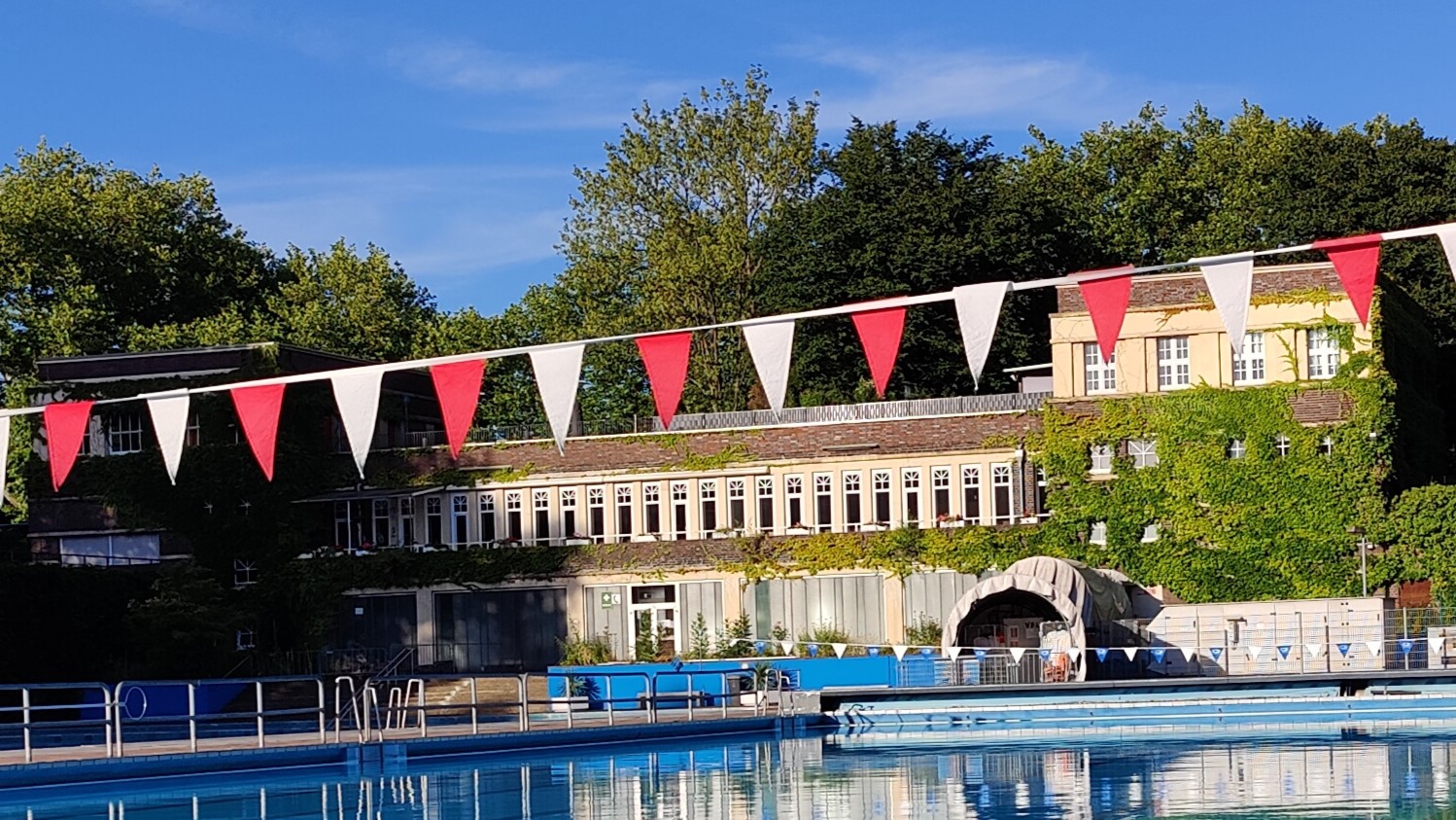 Wir räumen auf! Unser Freibad soll schöner werden