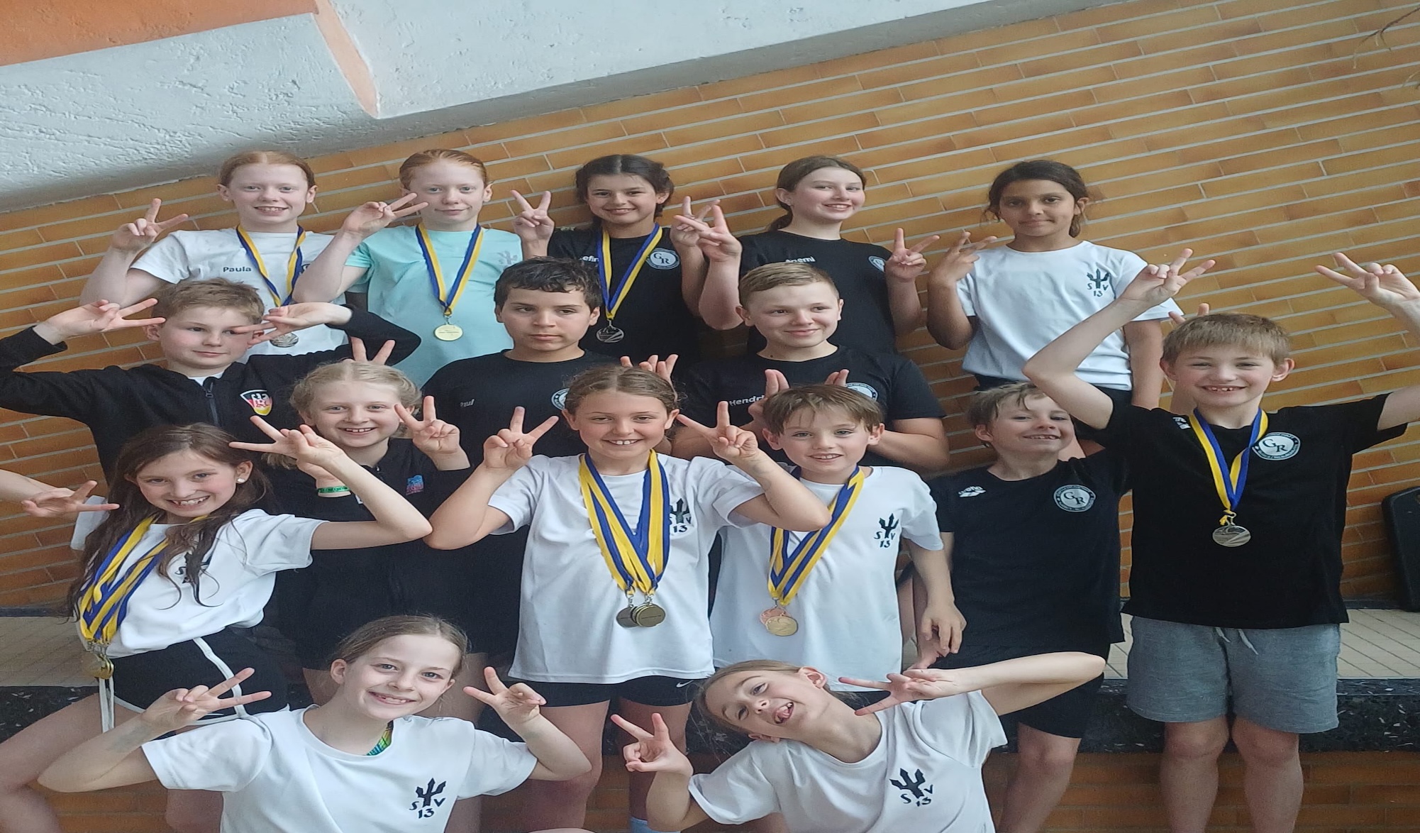 Starke Auftritte beim Internationalen Hörder Schwimmfest